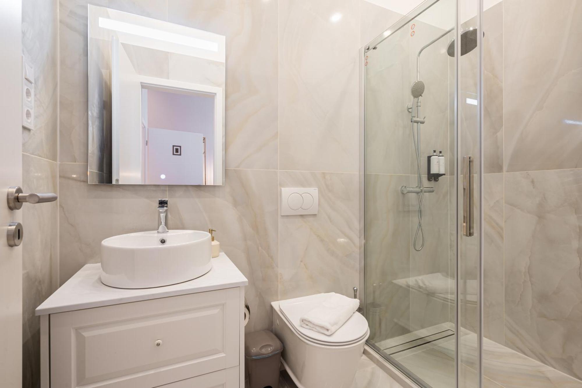 W30 - Wesselenyi Charming Apartment - Best Location By Bqa Budapest Exterior photo